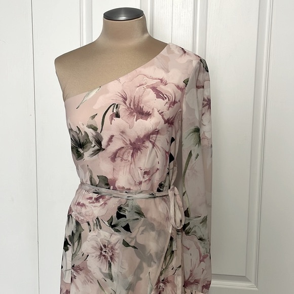 One Shoulder Chiffon Floral Dress - Picture 2 of 5